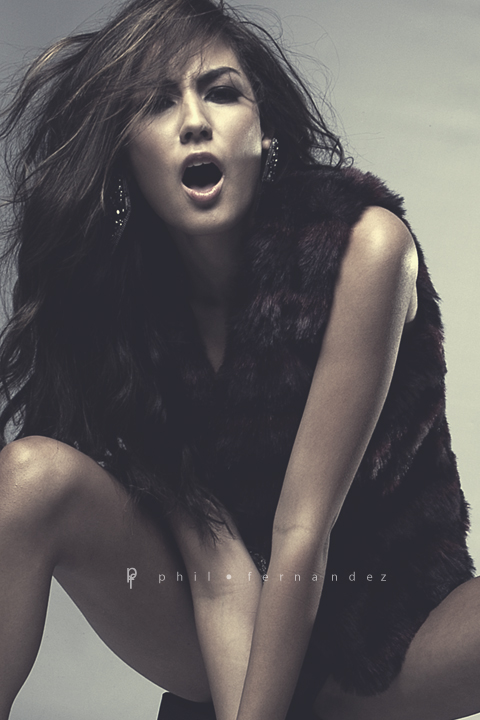  photo: phil fernandez model: kendall galan
makeup" elle leary
hair: travisean haynes
wardrobe: damaris rosales